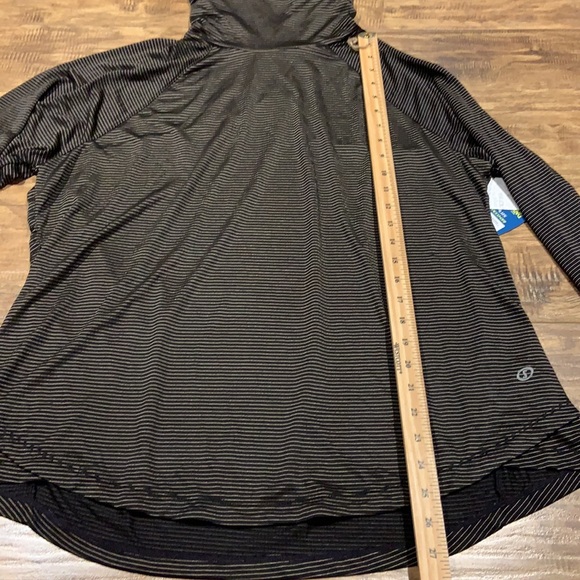 Spalding plus Dri-Fit long sleeve high neck top - Picture 7 of 12